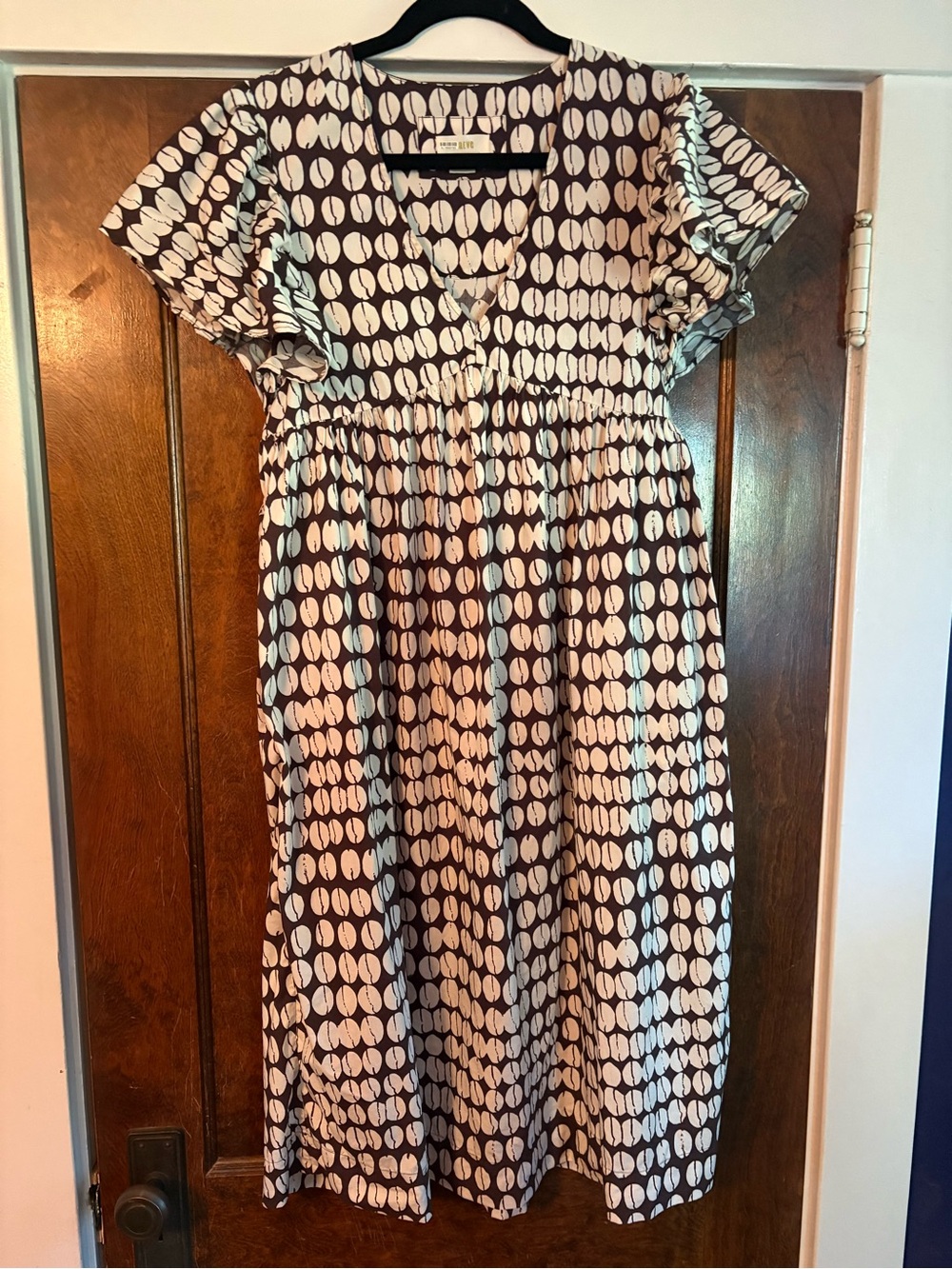 Anthropologie Maeve Printed Flutter-Sleeve Cotton Babydoll Midi Dress in Cocoa - Picture 5 of 11